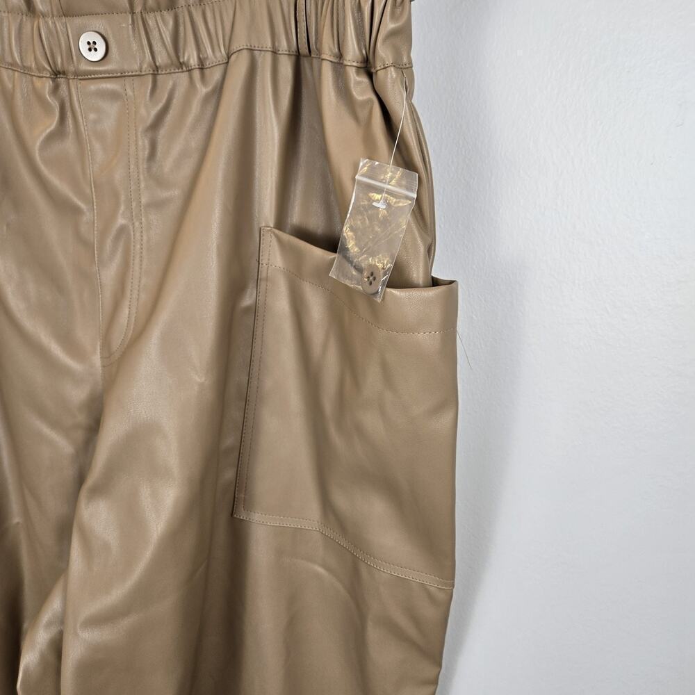 NWT Women's Size 3X Ophelia Roe Faux Leather Tan Pants Mid-Rise Tapered Leg 24" - Picture 2 of 10